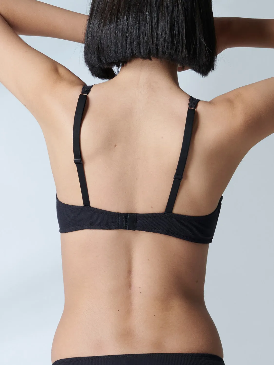 Eugenie Wireless Triangle - Black