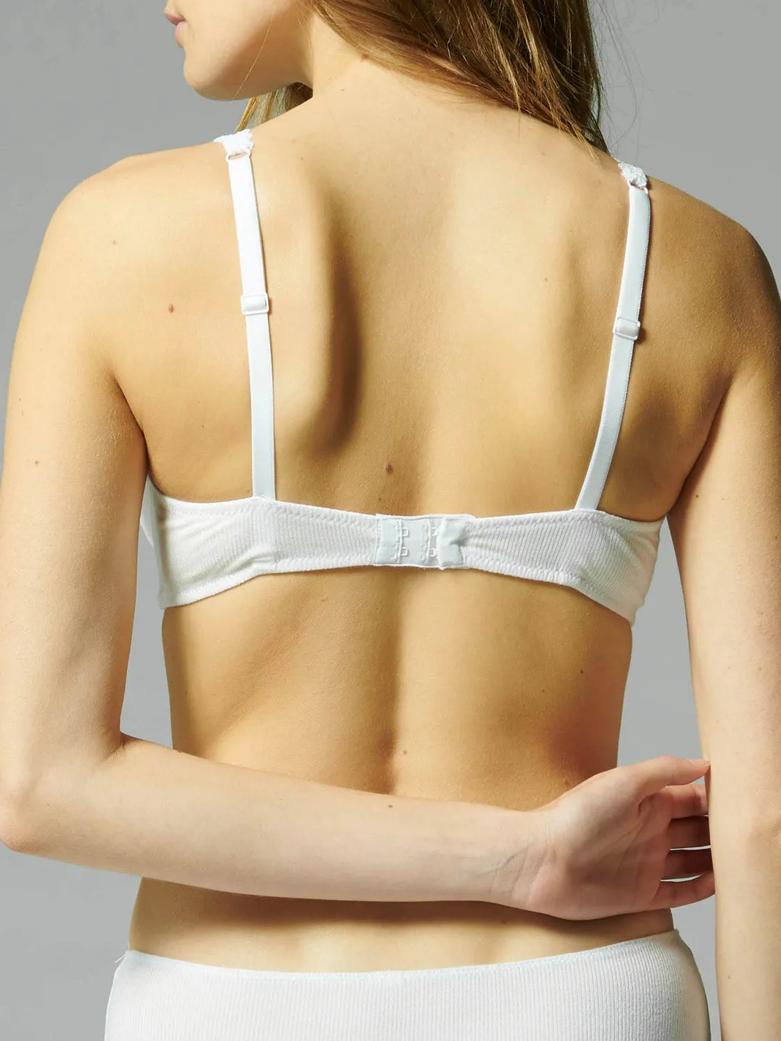 Eugenie Wireless Triangle - White