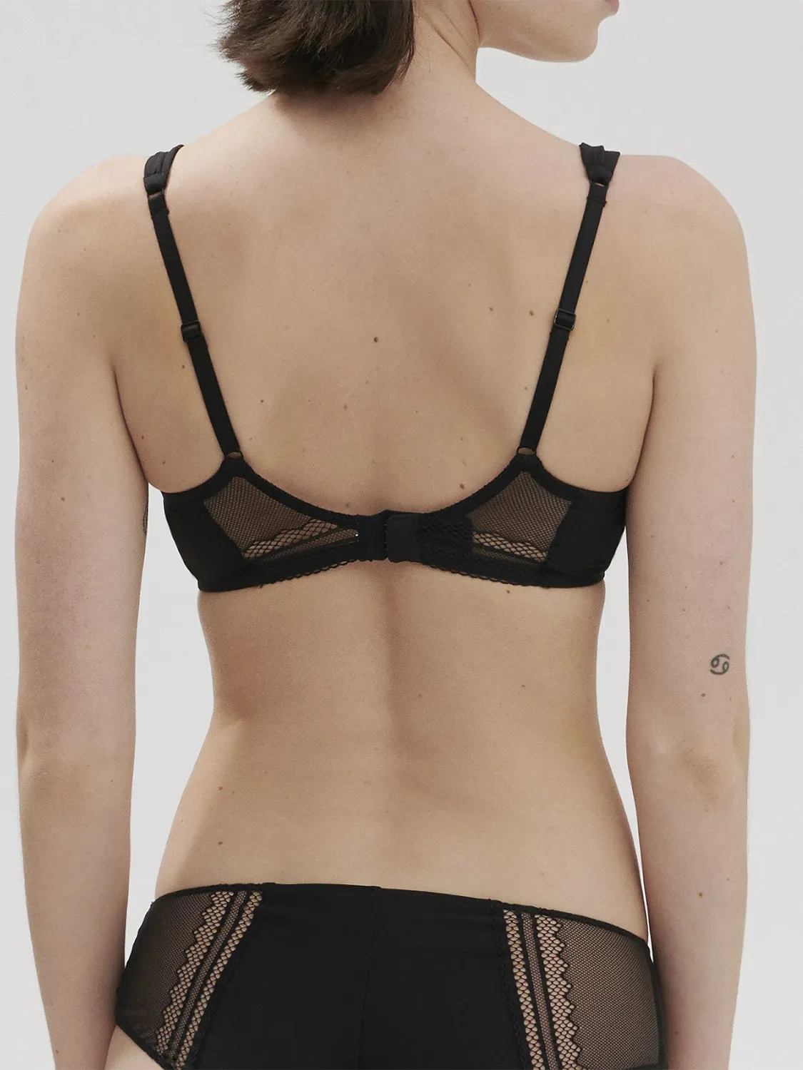 Olympe Wireless Triangle - Black